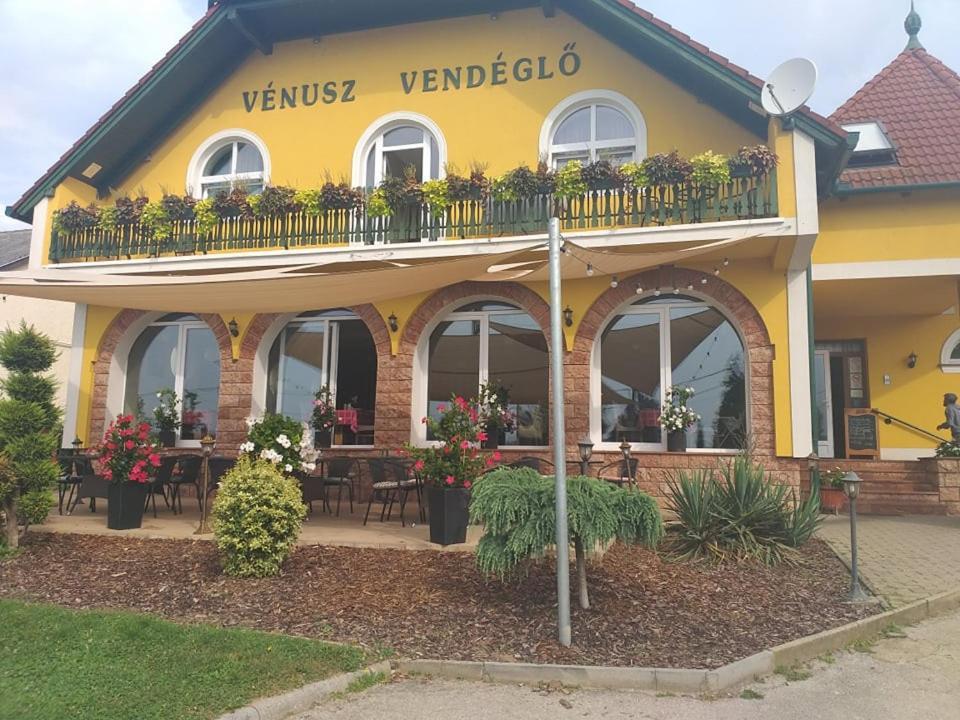 Venusz Panzio Es Vendeglo Bed & Breakfast Bagod Dış mekan fotoğraf